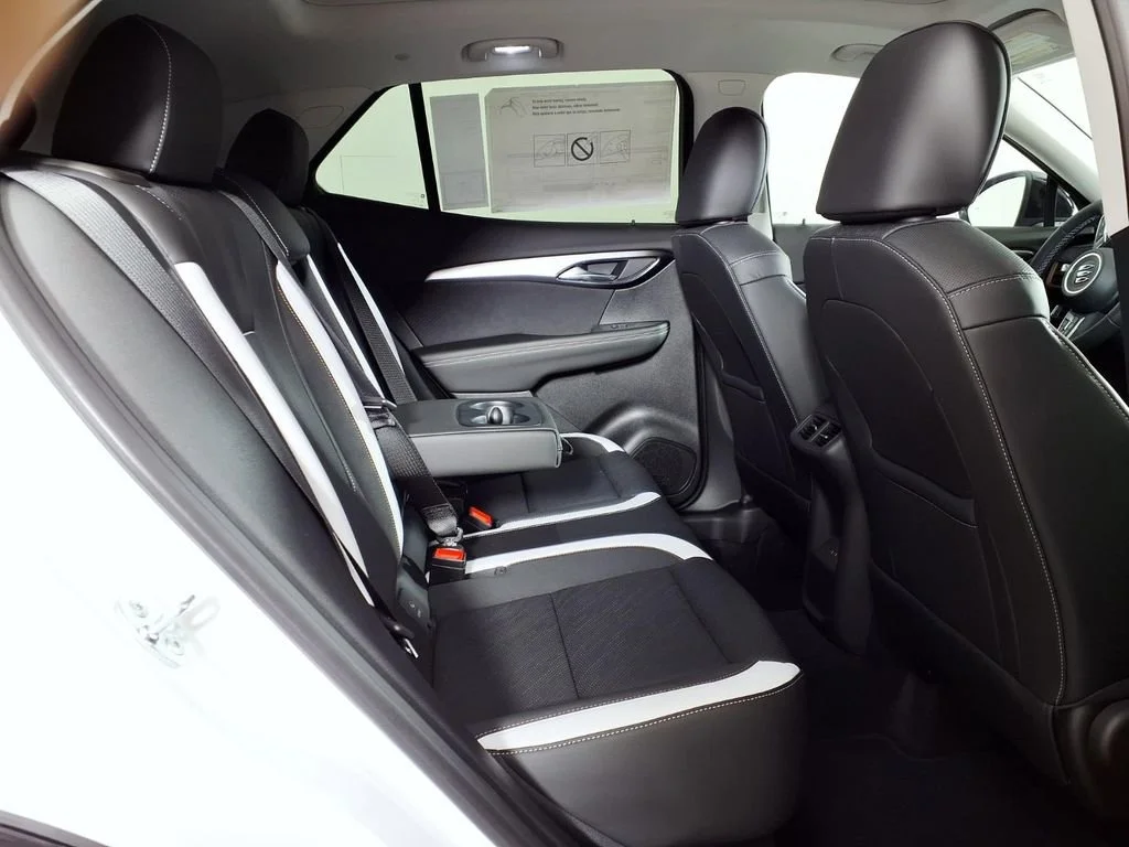New 2026 Summit White Buick Sport Touring image 28