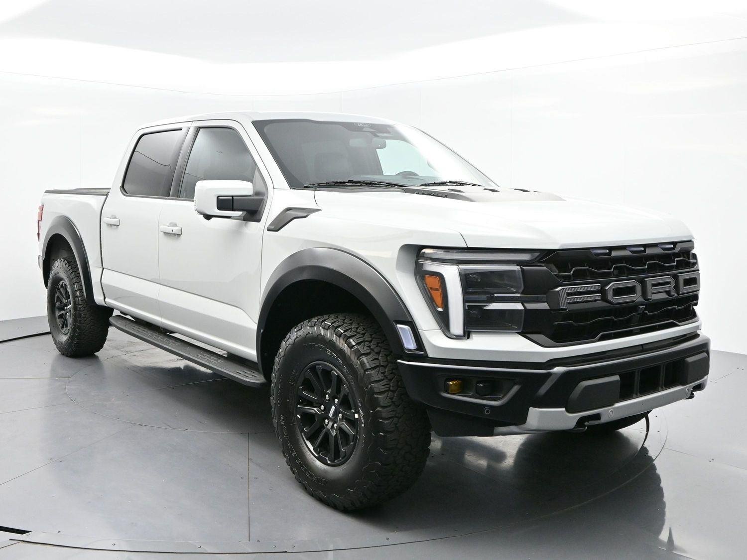 Used 2024 Avalanche Gray Ford Raptor image 2