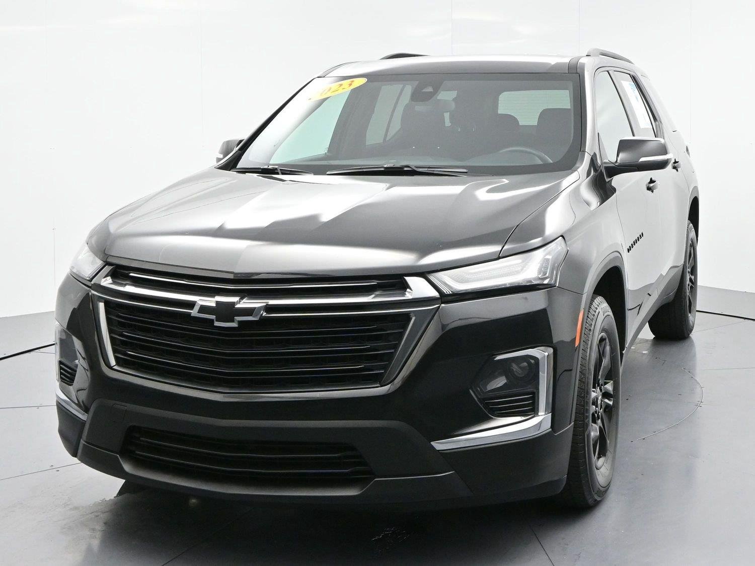 Used 2023 Mosaic Black Metallic Chevrolet LT Cloth image 3