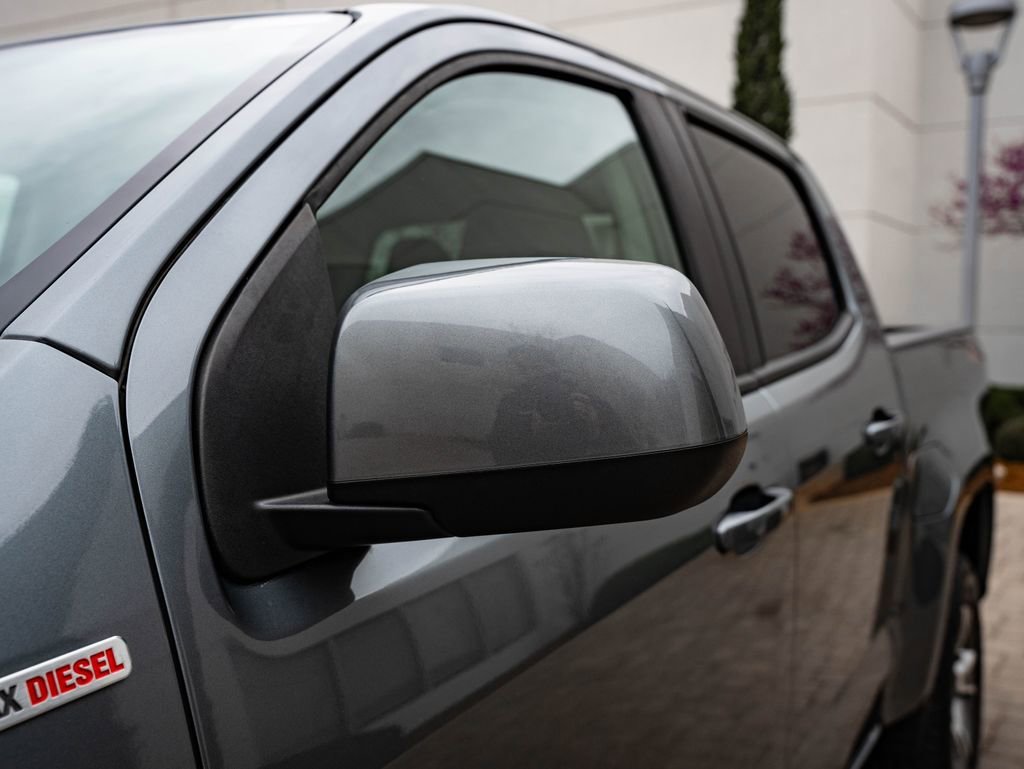 Used 2019 Satin Steel Metallic Chevrolet Z71 image 16