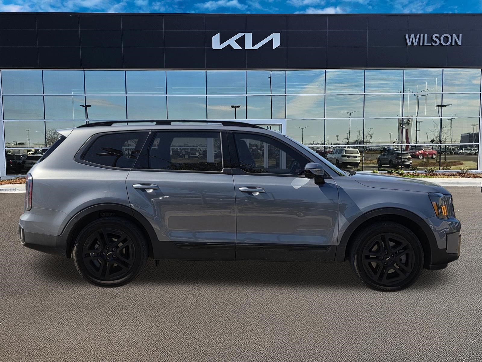 Certified Used 2024 Everlasting Silver Kia SX Prestige X-Line image 2