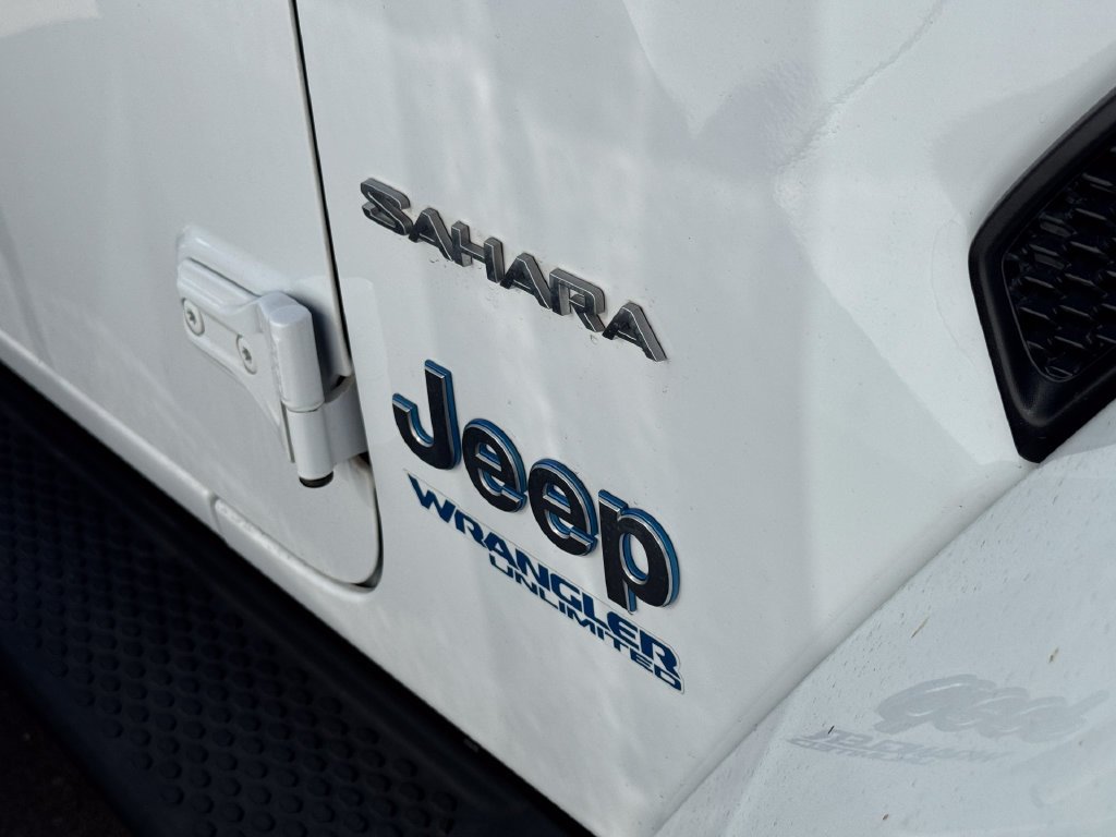 Used 2022 White Jeep Unlimited Sahara 4xe image 17