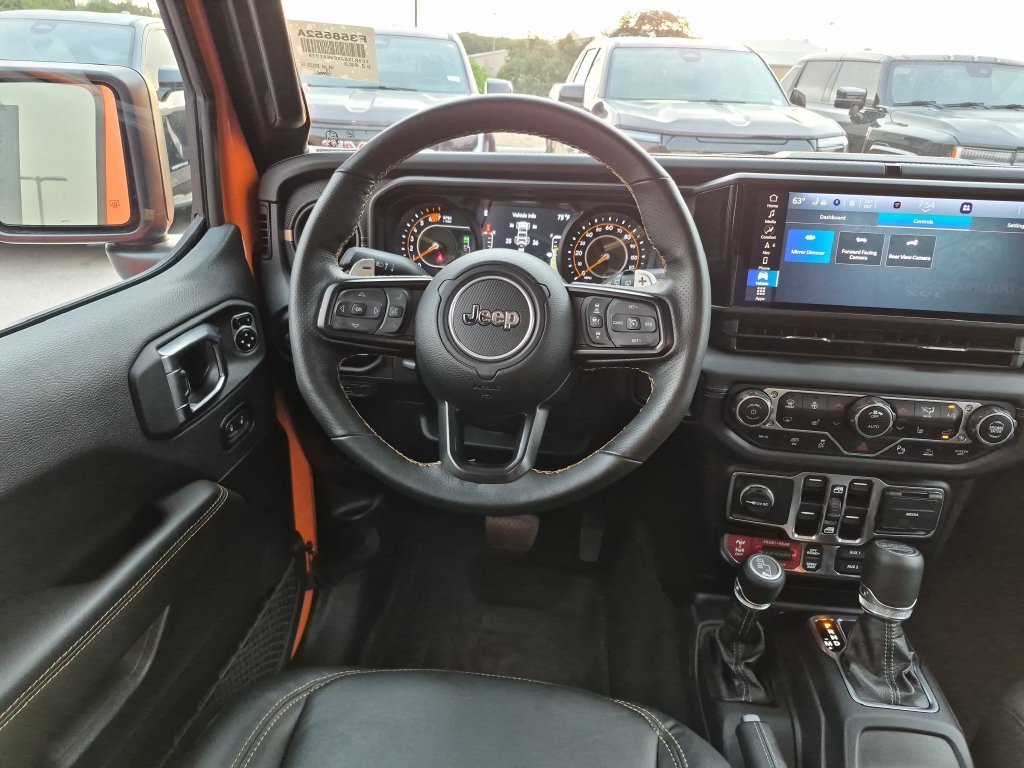 Used 2025  Jeep Rubicon 392 image 29