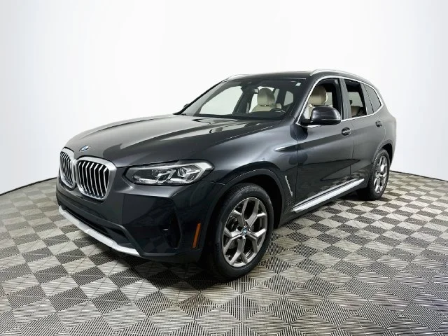 Used 2022 Gray BMW sDrive30i image 7