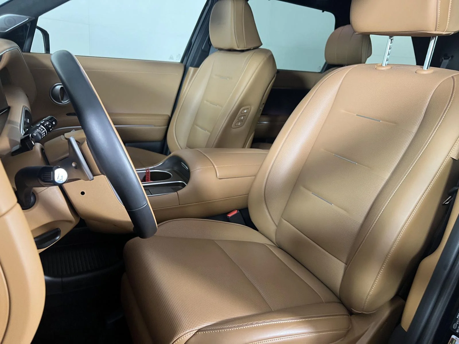 Used 2026 Abyss Black Pearl Hyundai Calligraphy image 15