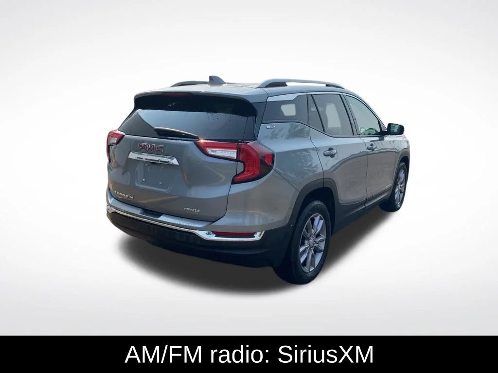 Used 2024 Silver GMC SLT image 7