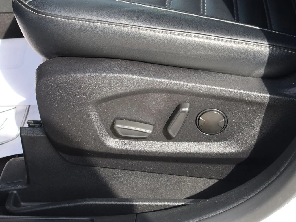 Certified Used 2024 Oxford White Ford SEL image 26