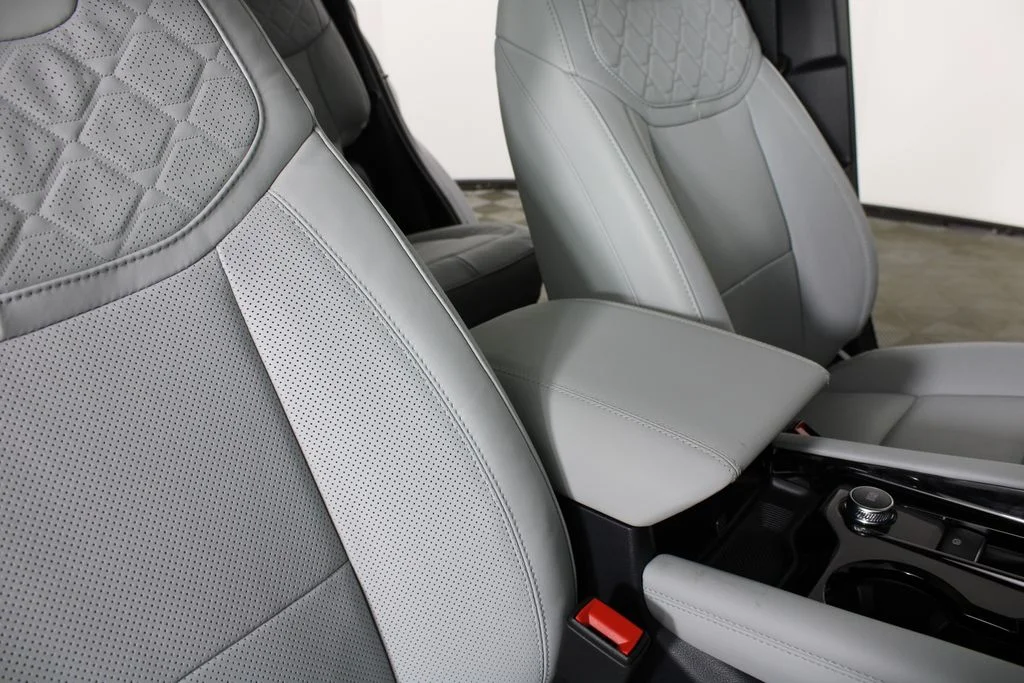 2026 Ford Explorer Platinum - Photo 20