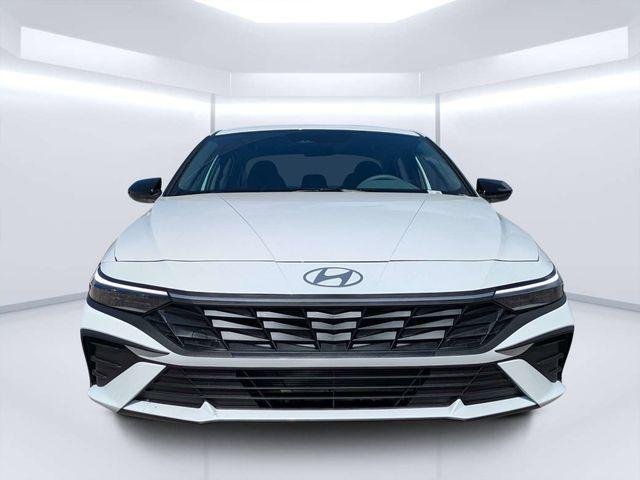 New 2026 White Hyundai SEL Sport image 8