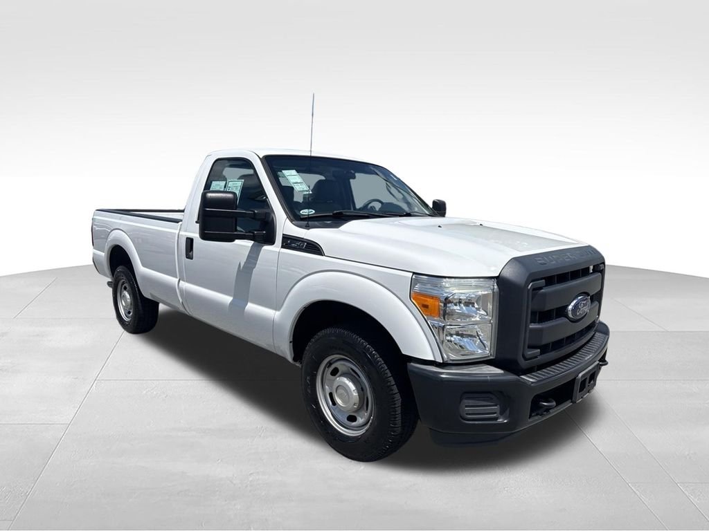 Used 2016 White Ford XL image 6
