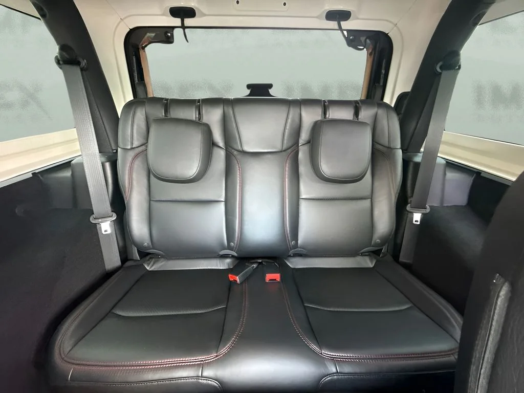 Used 2023 Gray Jeep Rubicon image 10