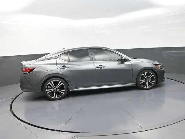 Used 2023 Gray Nissan SR image 9