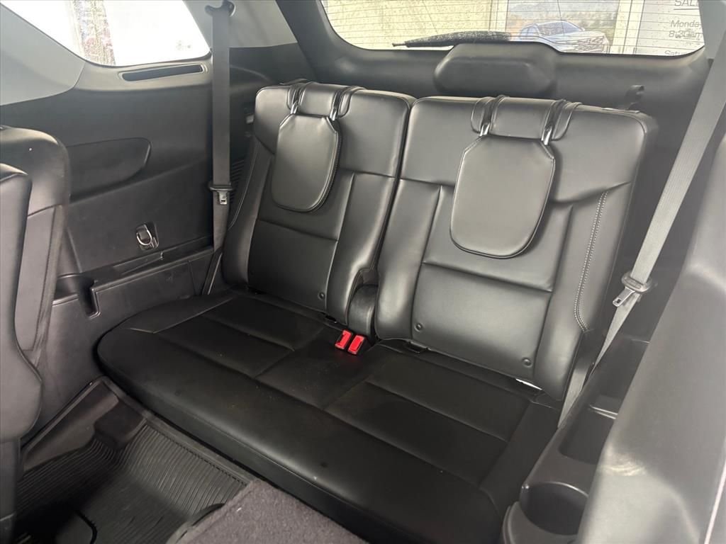 Used 2022 Black Metallic Ford XLT image 11
