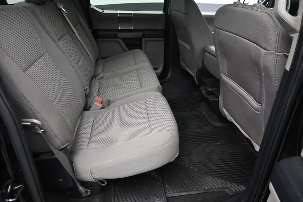 Certified Used 2020 Black Ford XLT image 10