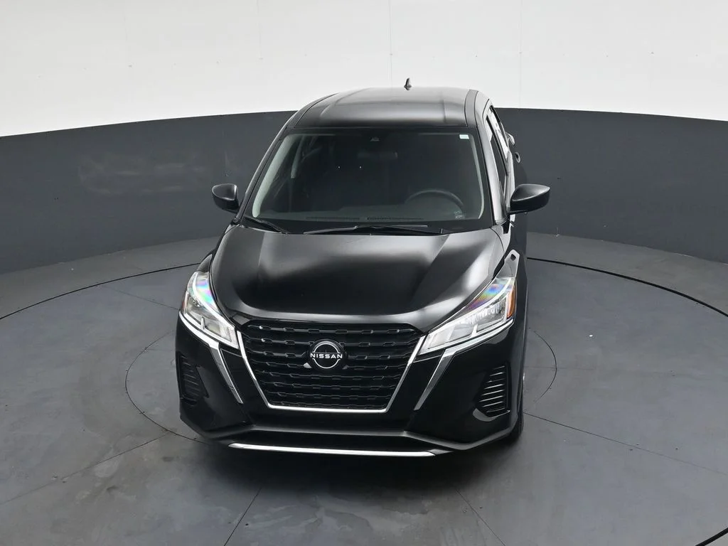 Used 2025 Black Nissan S image 35