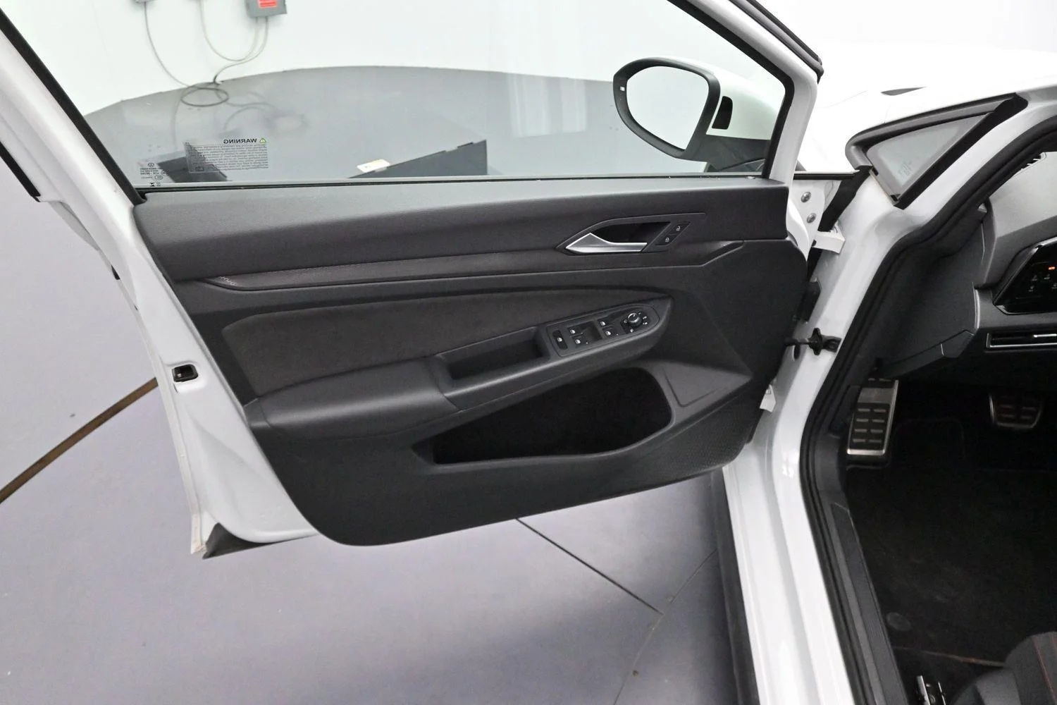 Used 2024 Opal White Pearl Volkswagen S image 9