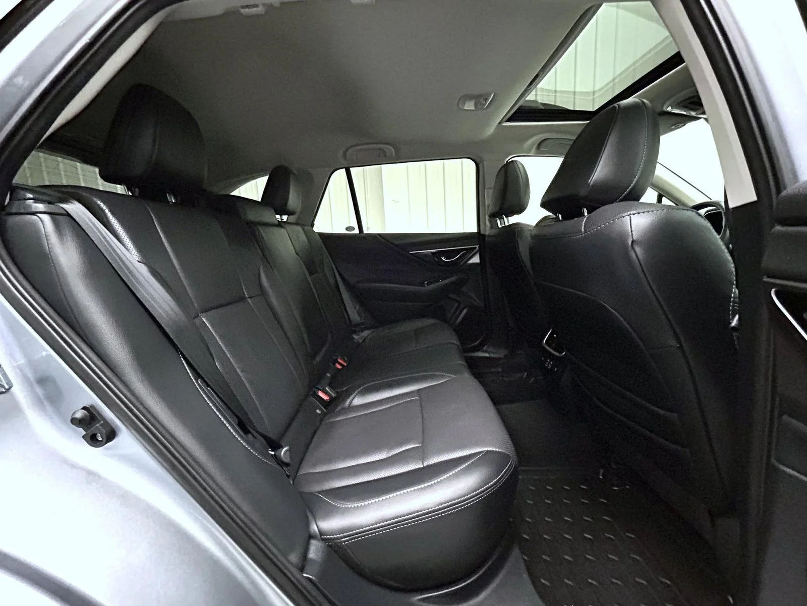 Used 2025 Silver Subaru Limited image 18