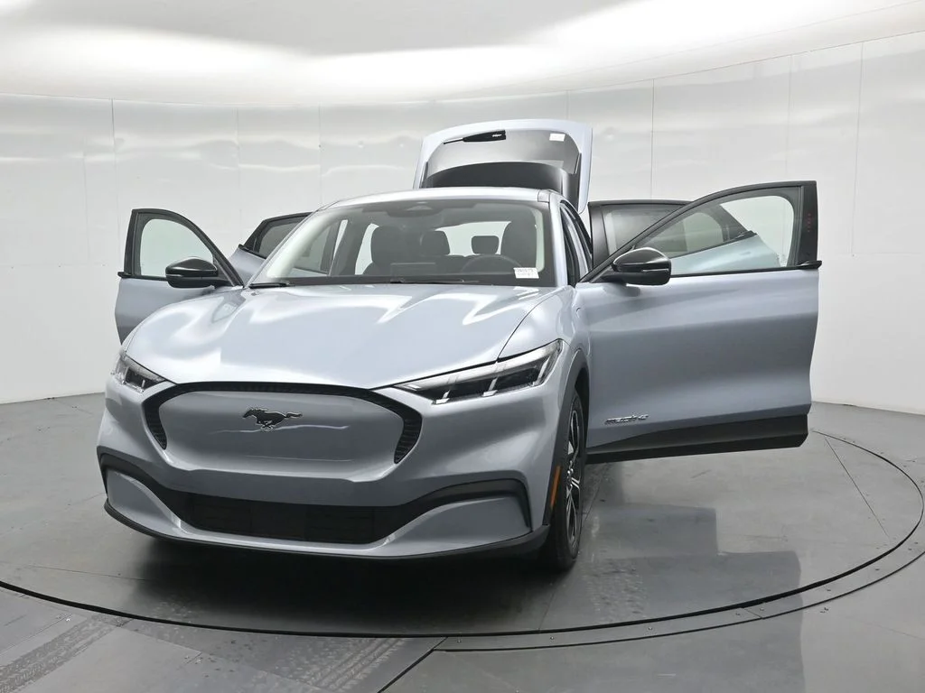 New 2026 Glacier Gray Metallic Tri-coat Ford Select image 28
