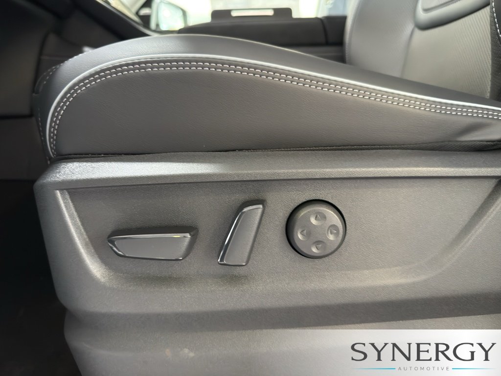New 2027 Dynamic Metal INFINITI LUXE image 21
