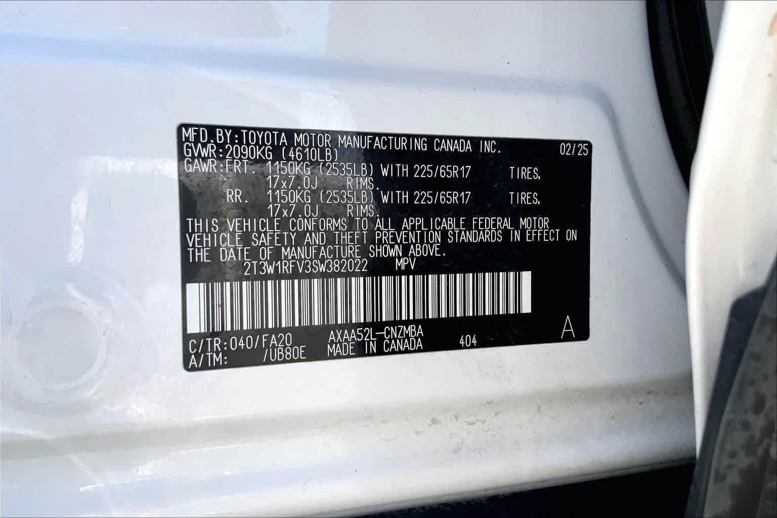 Used 2025 Ice Cap Toyota XLE image 36
