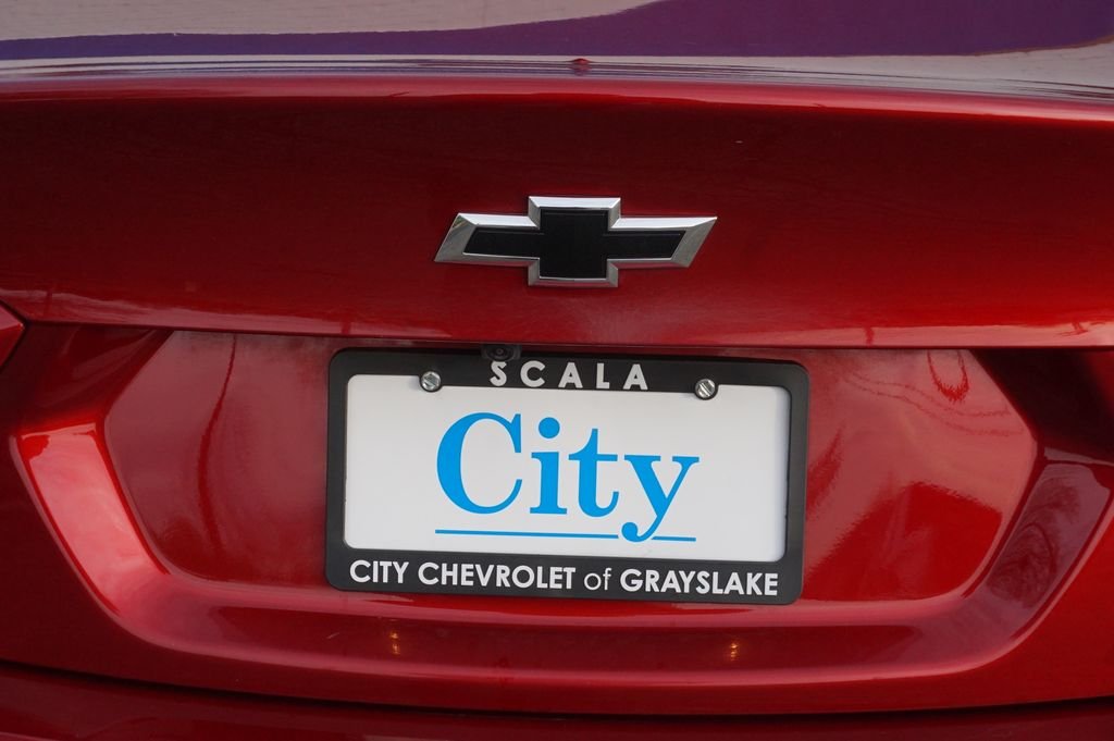 Used 2022 Red Chevrolet LT image 36