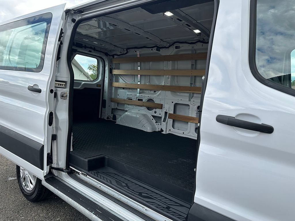 Used 2025 White Ford T250 image 19