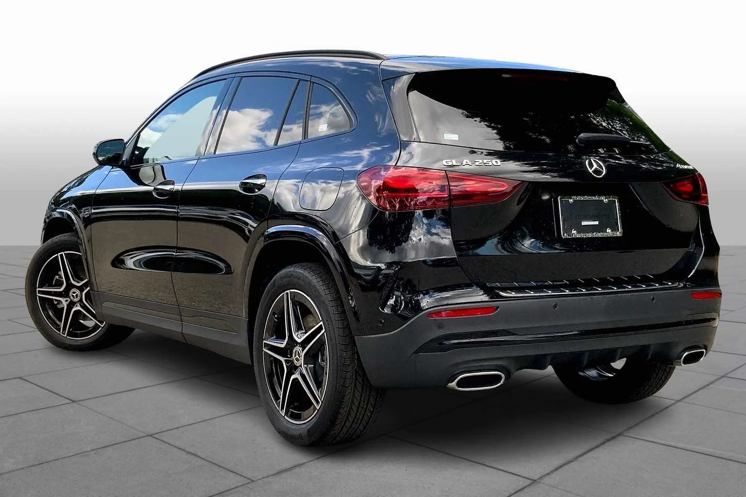 Certified Used 2026 Cosmos Black Metallic Mercedes-Benz GLA 250 image 16
