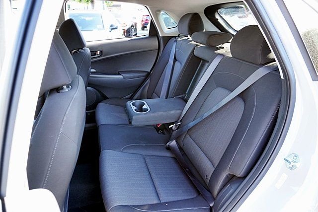 Used 2023 Silver Hyundai SEL image 15