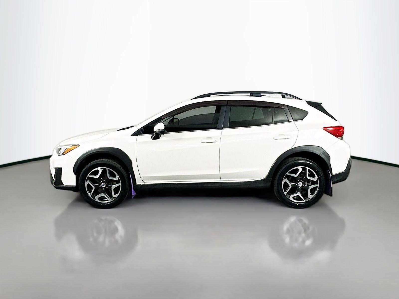 Used 2018 Crystal White Pearl Subaru 2.0i Limited image 3