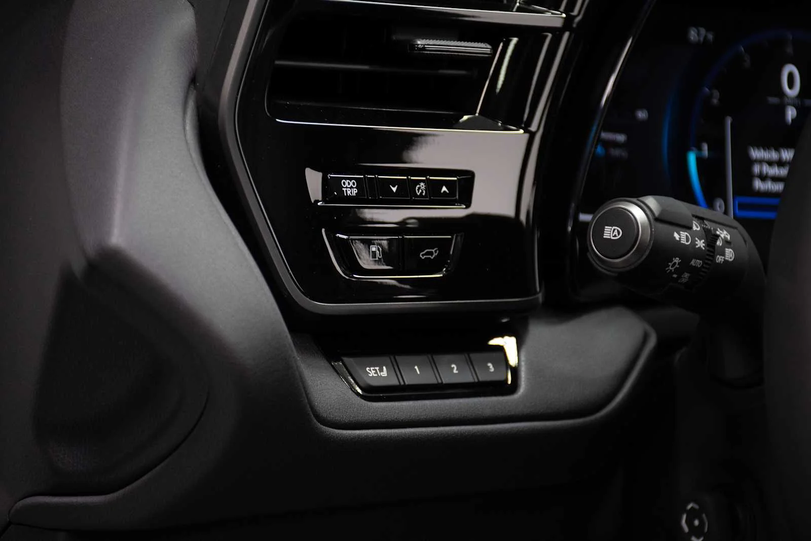 Certified Used 2026 WIND CHILL PEARL* Lexus Premium image 16