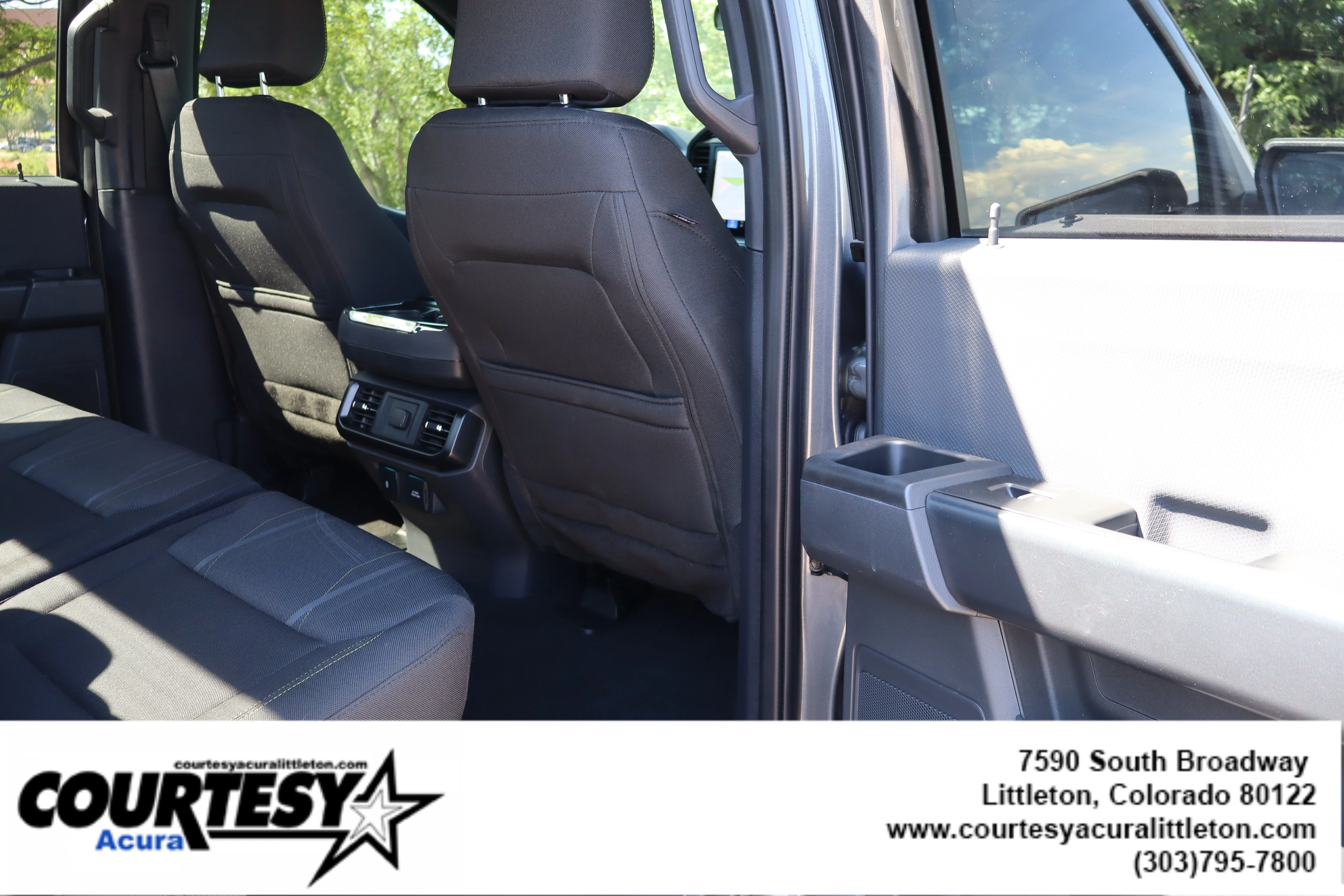 Used 2024 Gray Ford STX image 28