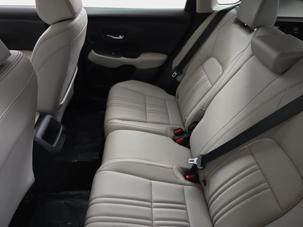Used 2025 Gray Honda EX-L image 16