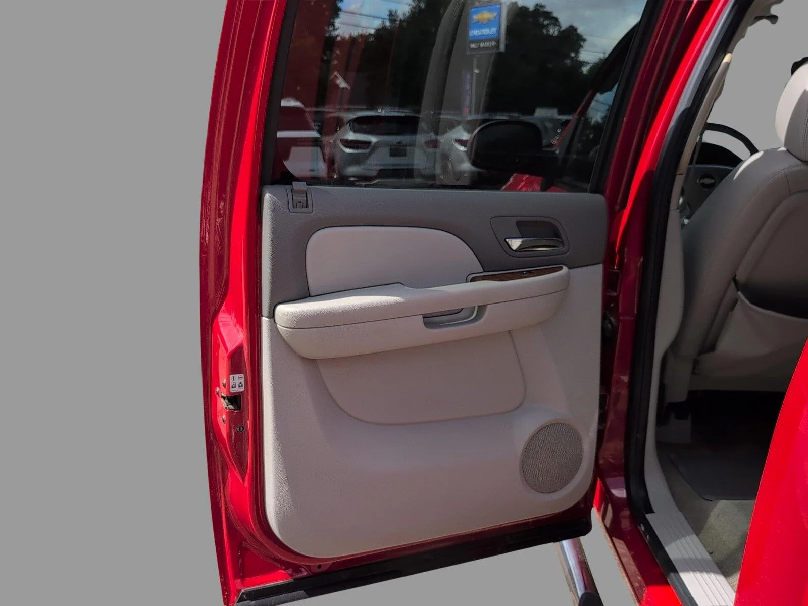 Used 2008 VICTORY RED Chevrolet LTZ image 14