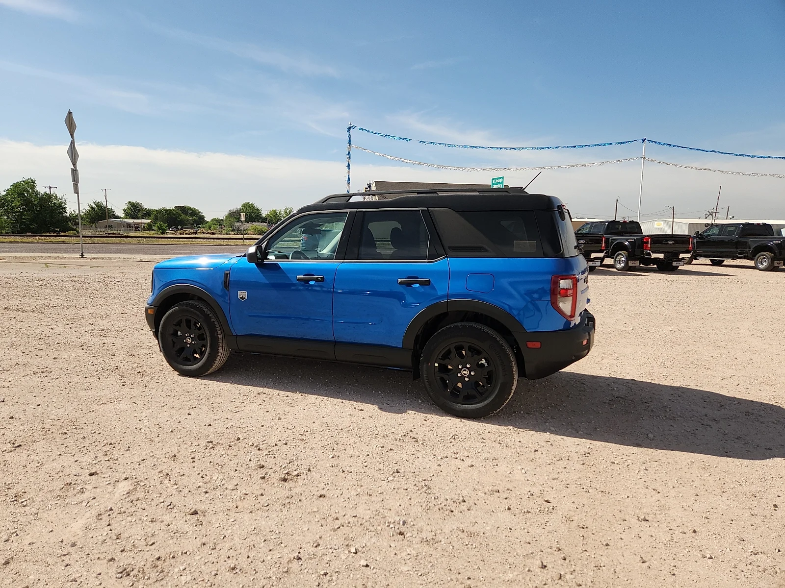New 2026 Velocity Blue Metallic Ford Big Bend® image 4