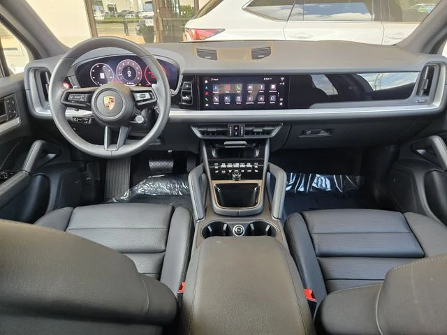 2025 Porsche Cayenne Base - Photo 8
