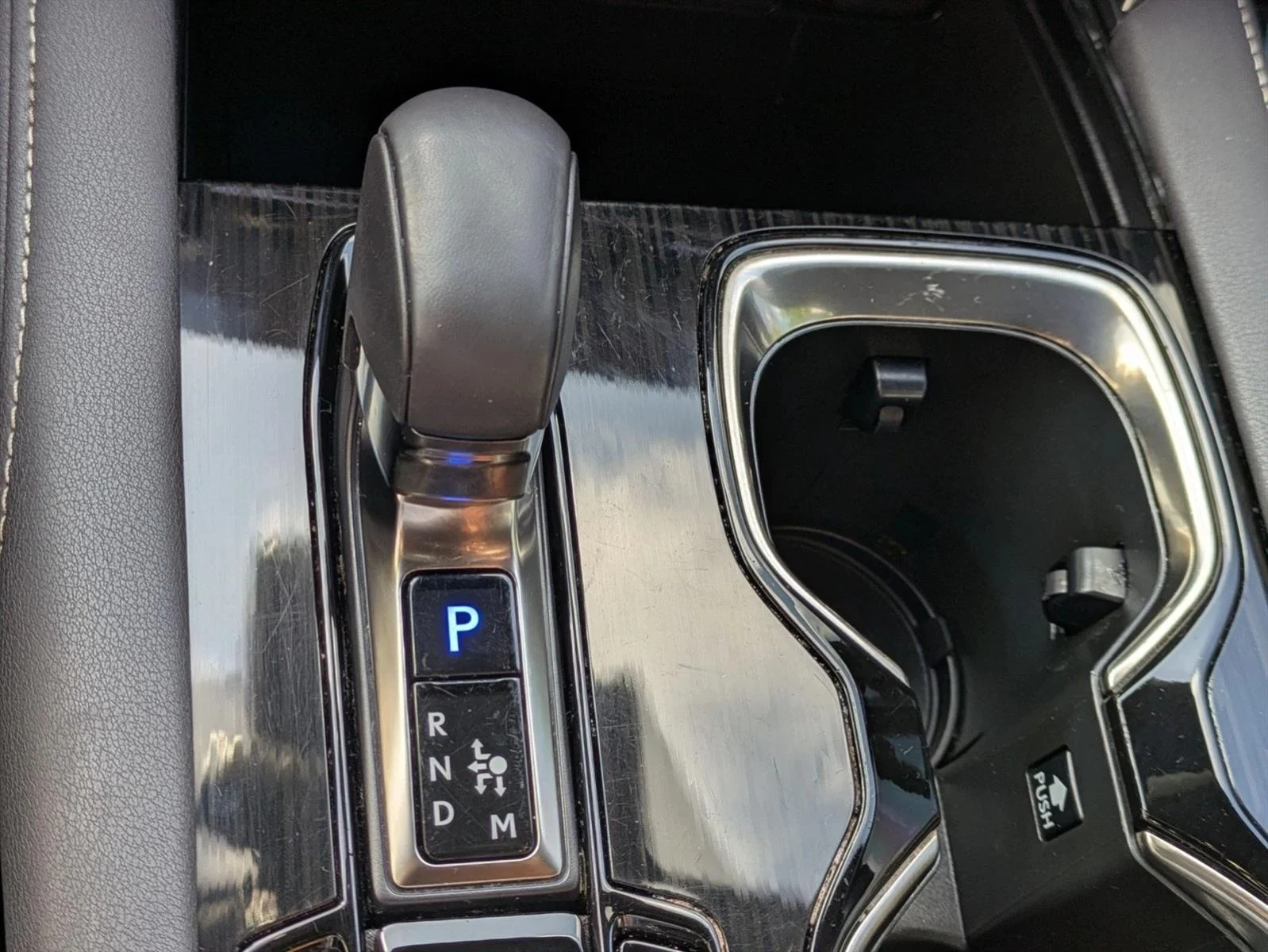 2024 Lexus RX 350 - Photo 12