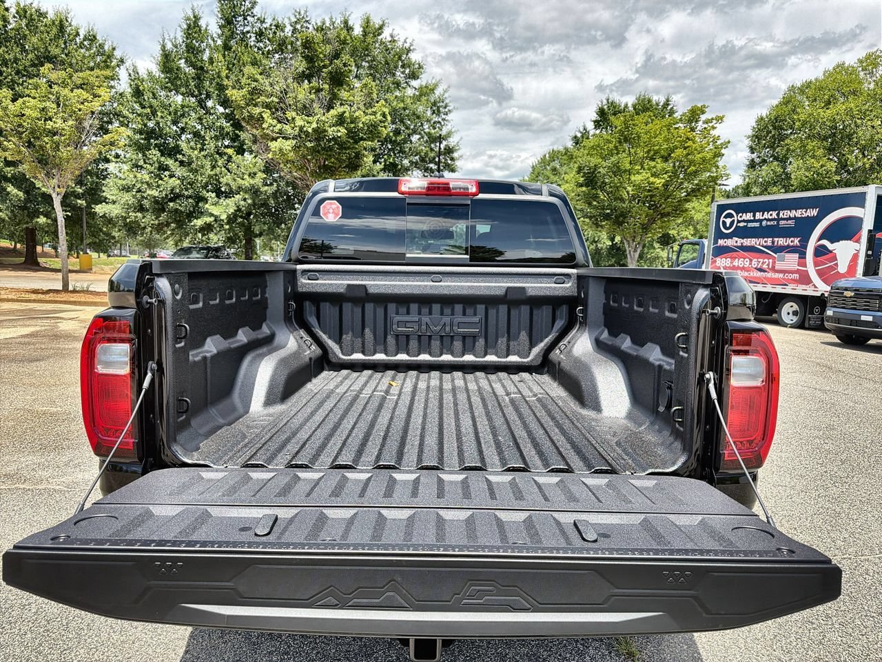 2026 GMC Canyon AT4 - Photo 21