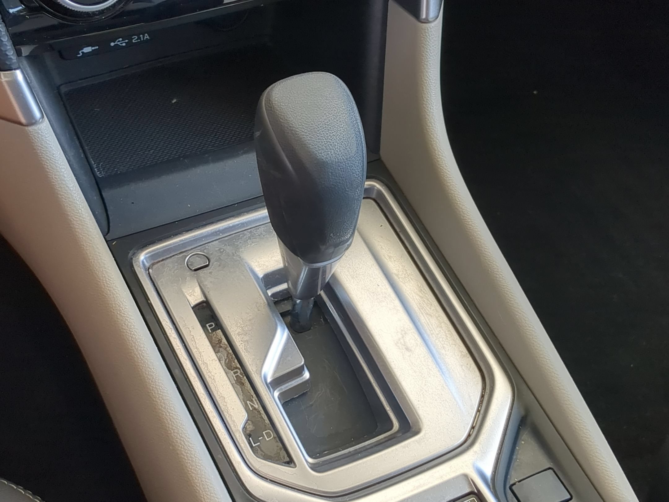 Used 2019 Crystal Black Silica Subaru Premium image 21