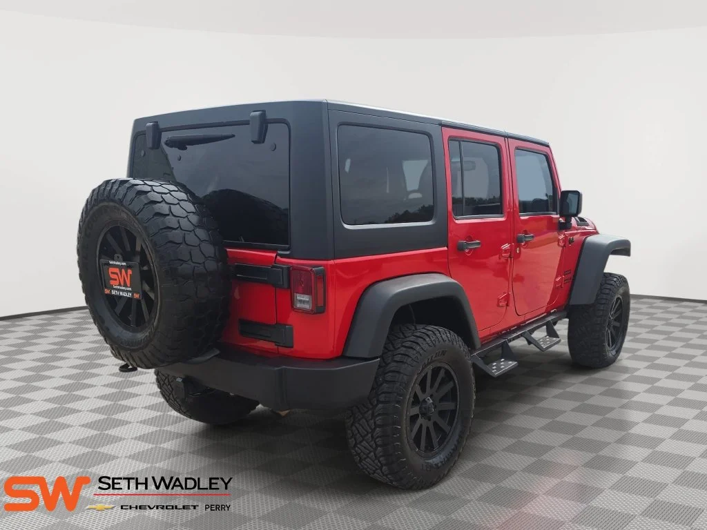 Used 2015 Red Jeep Sport image 7