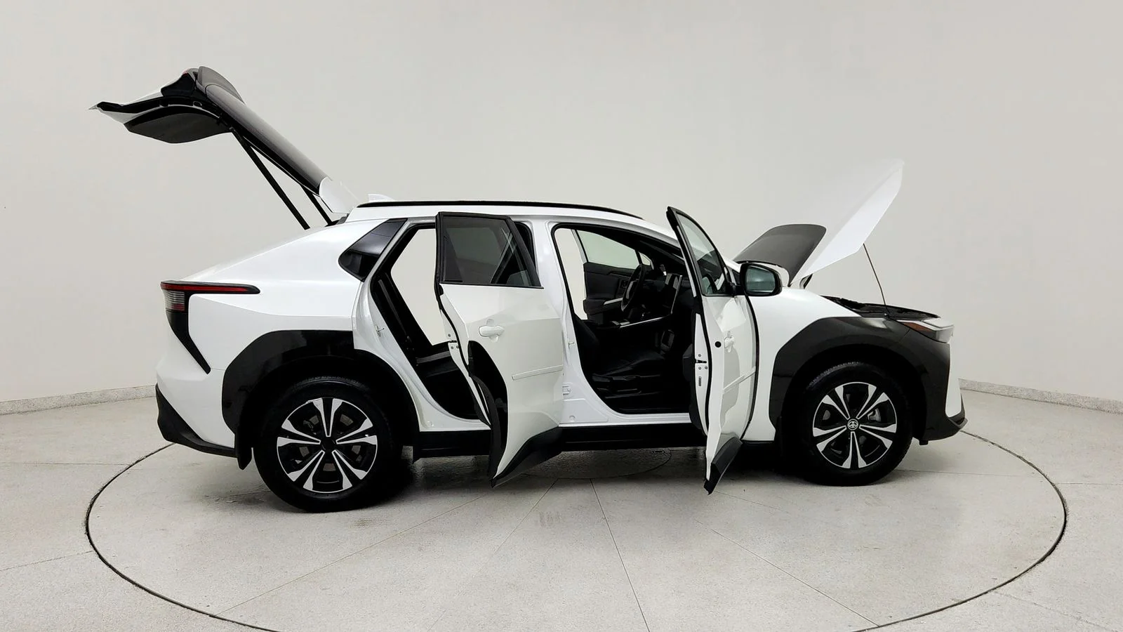 Used 2024 Beige Toyota XLE image 14