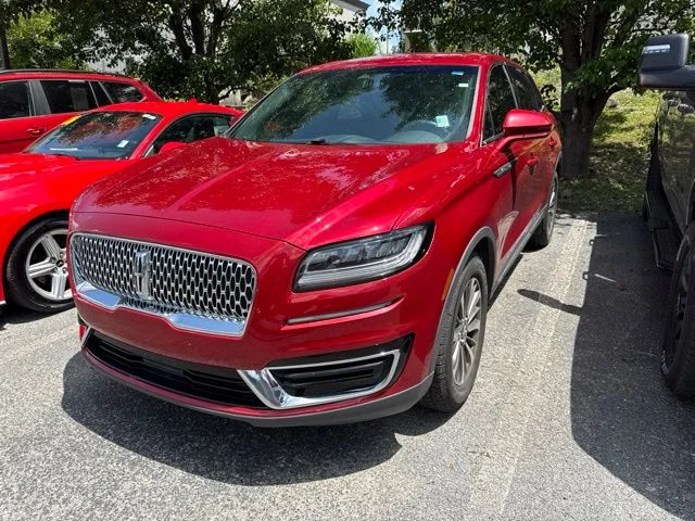 Used 2020 Red Lincoln Standard image 5