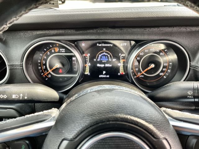 Used 2022 Gray Jeep Overland image 11