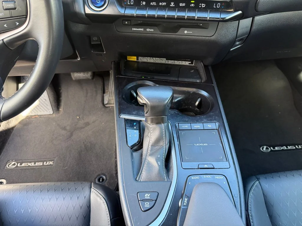Used 2022 White Lexus 250h Base image 22