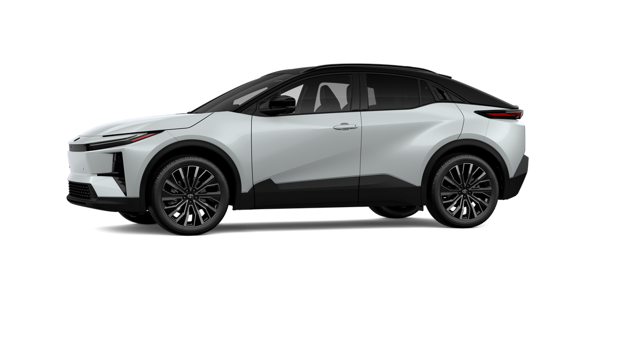 New 2026 Wind Chill Pearl/Black Toyota XSE image 38