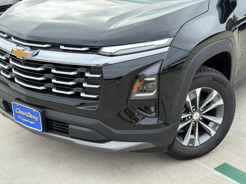 New 2027 Mosaic Black Metallic Chevrolet LT image 3