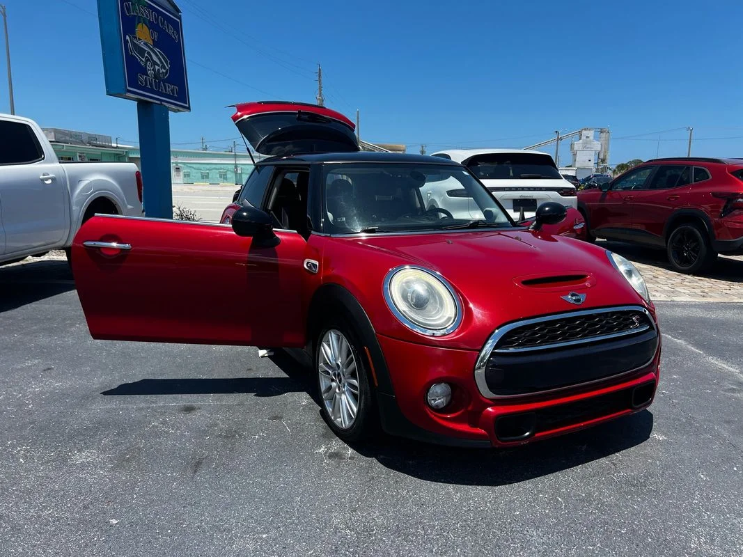 Used 2015  MINI Cooper S image 24