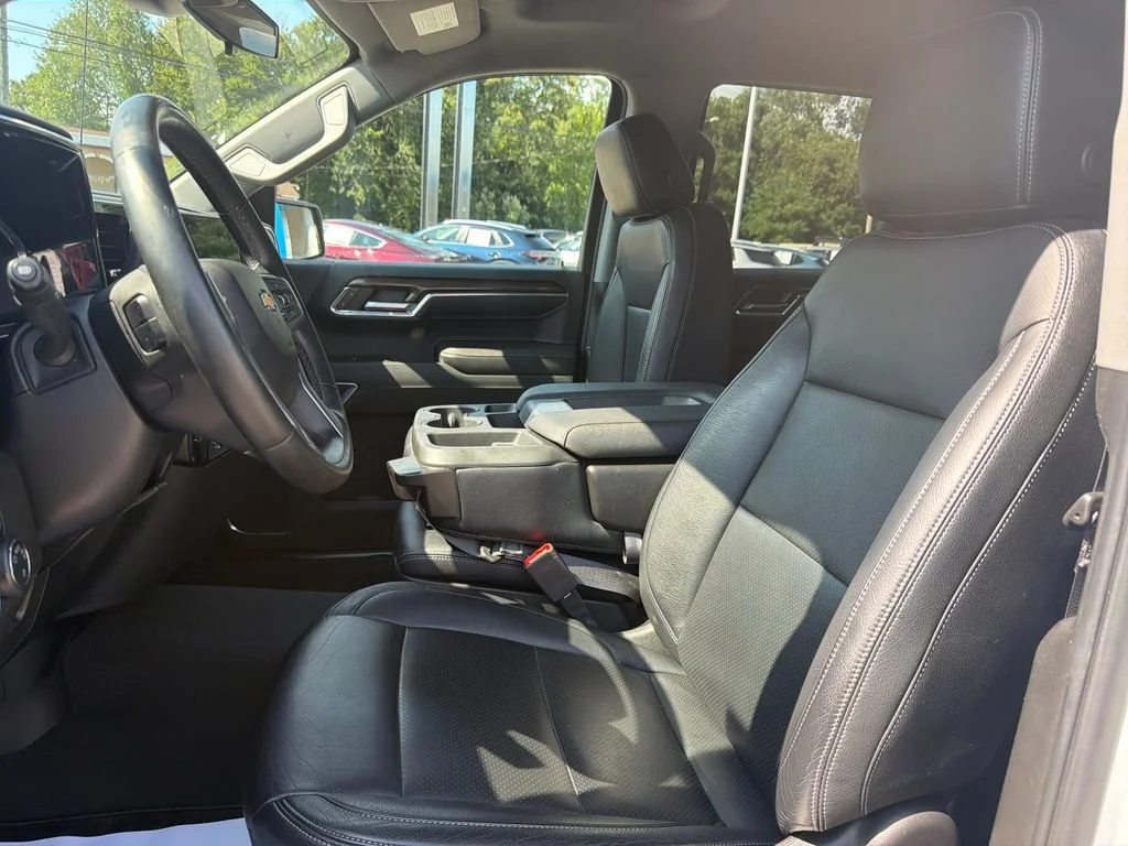 2024 Chevrolet Silverado 1500 LT - Photo 40