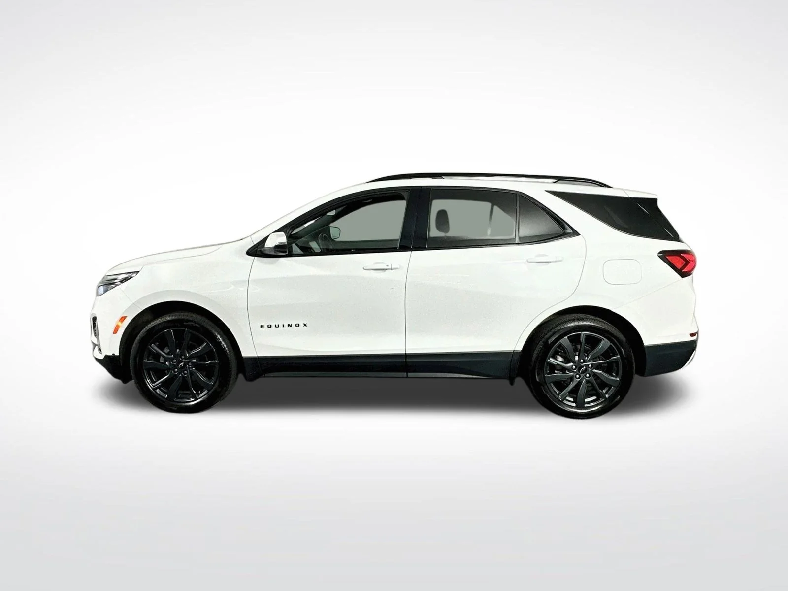 Used 2023 Summit White Chevrolet RS image 5