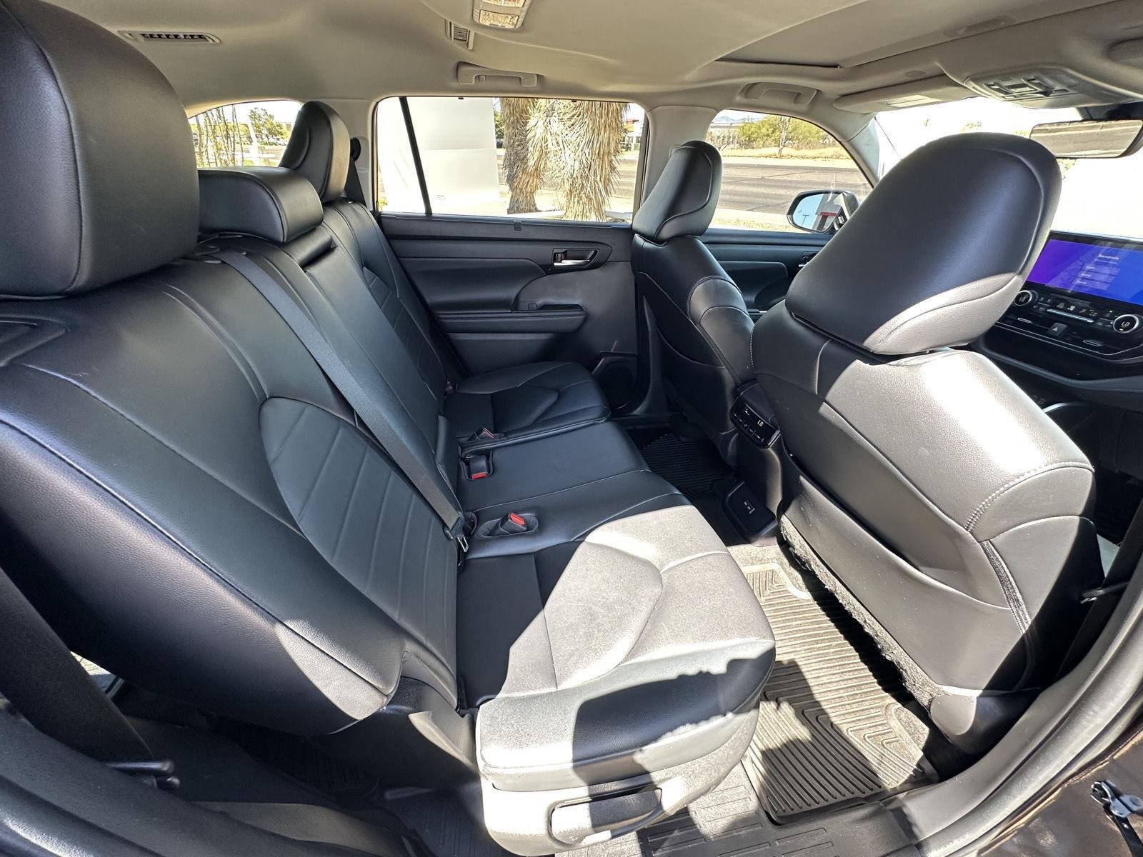 2023 Toyota Highlander XLE - Photo 21