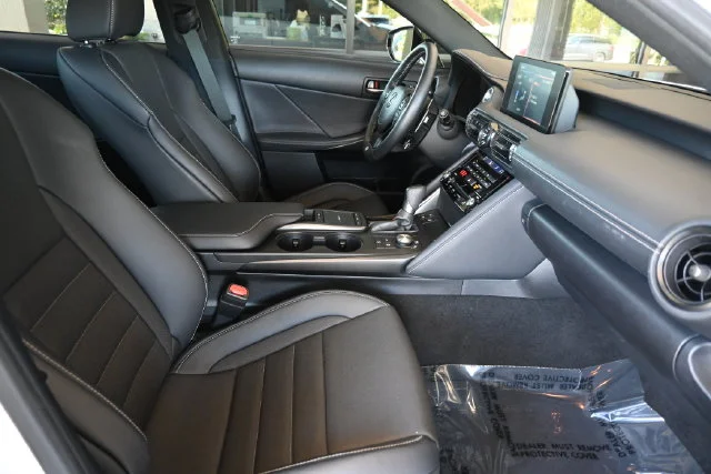 Certified Used 2025 ULTRA WHITE Lexus 350 F SPORT image 21